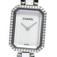 Chanel première
