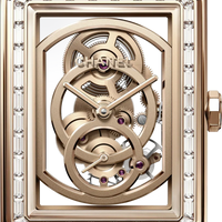 Chanel première