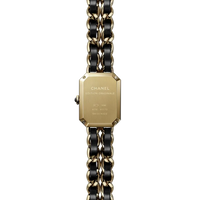 Chanel première