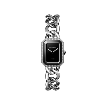 Chanel première