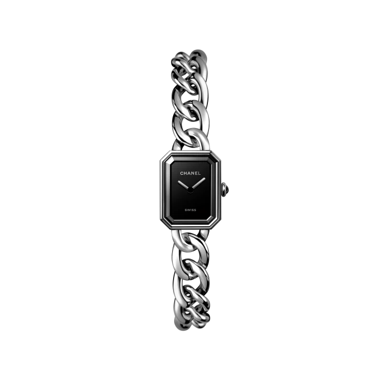 Chanel première