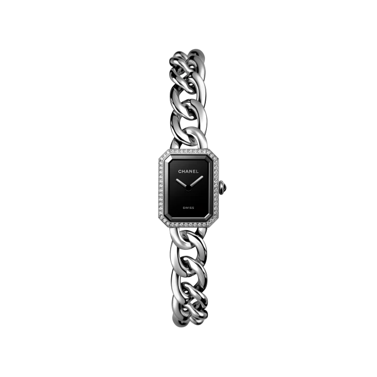 Chanel première