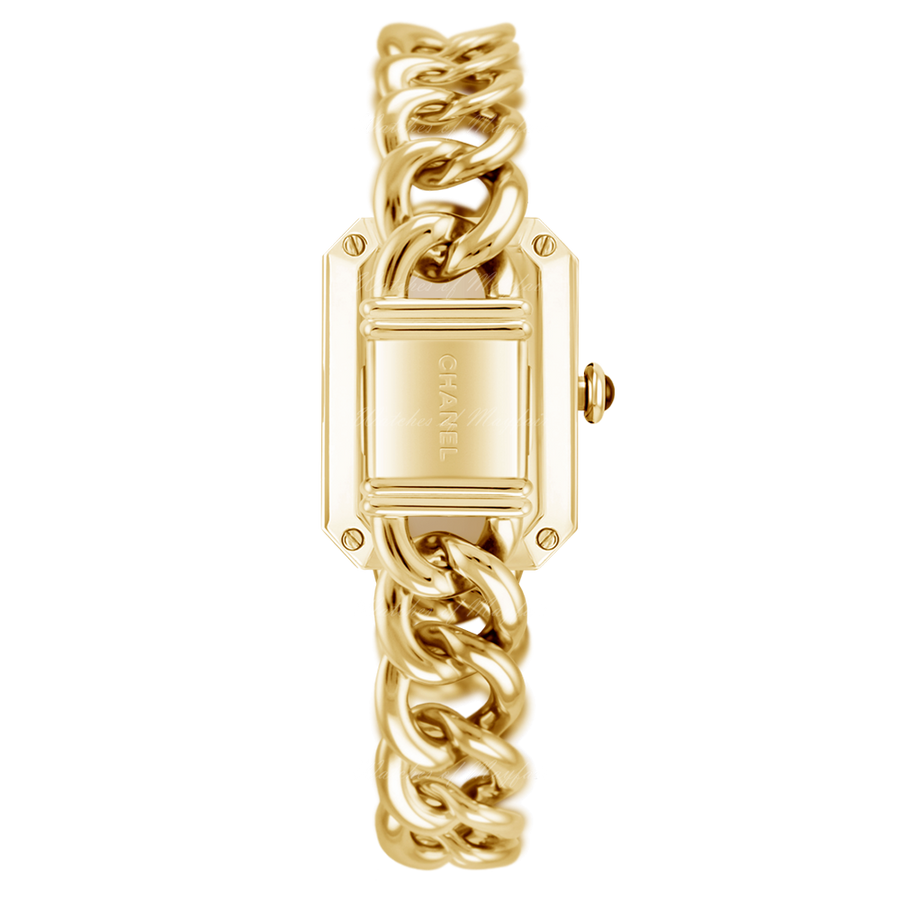 Chanel première