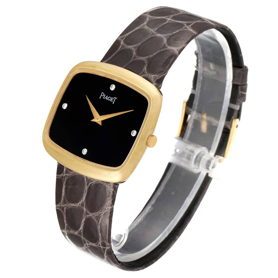 Piaget or jaune