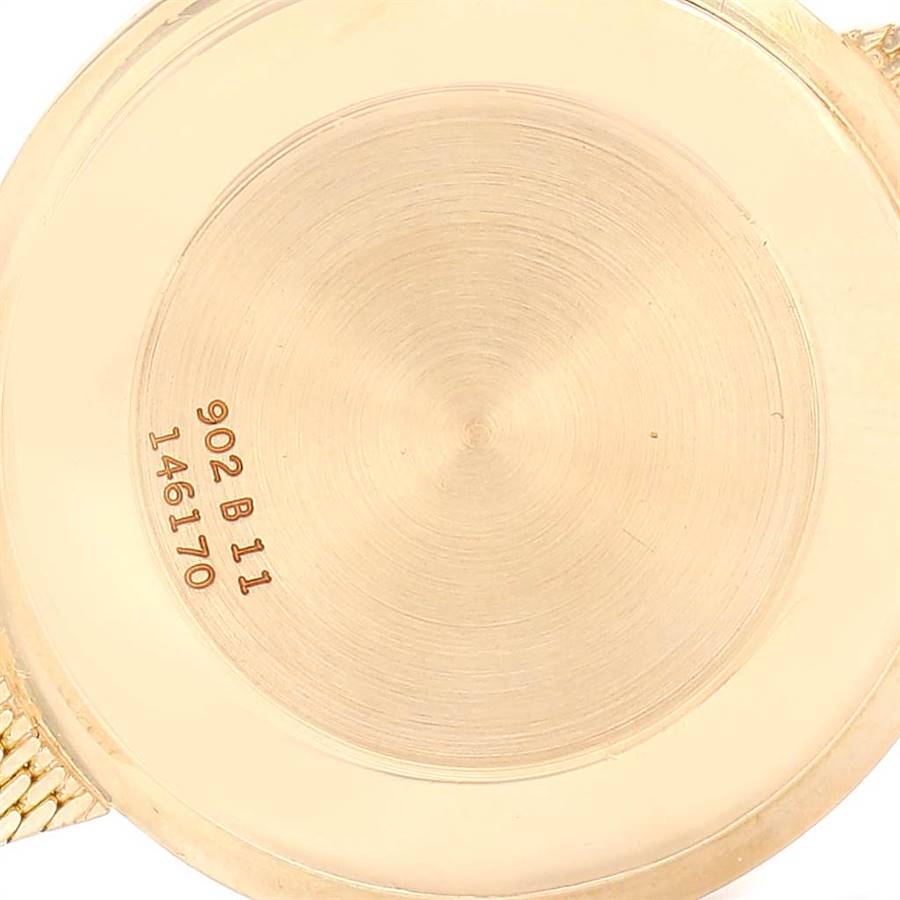 Piaget or jaune