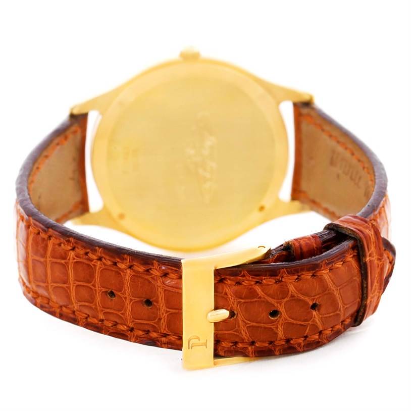Piaget or jaune